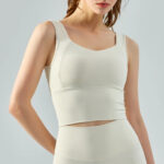 Two-Tone Seamless Sports Bra & High-Waisted Leggings Set – Sculpting Neutral Athleisure Outfit - Image 11