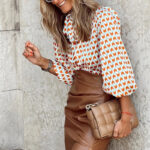 Elegant Bow-Tie Neck Blouse with Balloon Sleeves – Chic Printed Long-Sleeve Top - Image 3